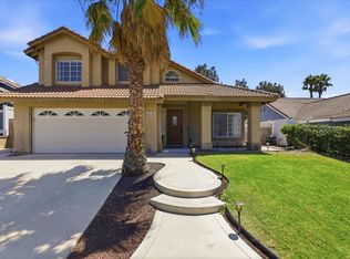 421 Yellowstone Cir, Corona, CA 92879