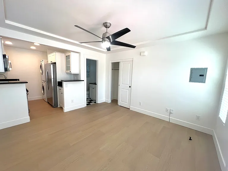 2928 Kalmia St #2928 — Photo 2