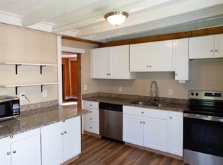 33 Carmichael Ln, Charlestown, RI 02813