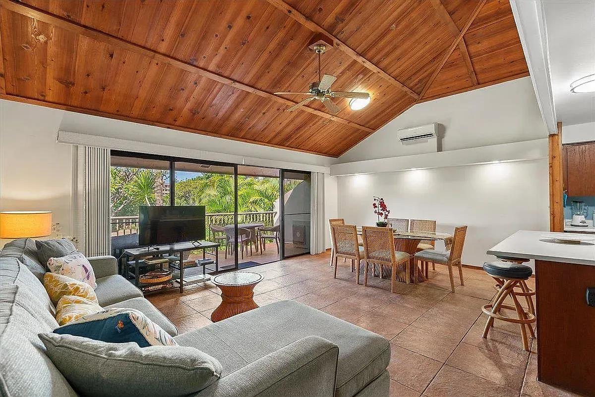 2 bed, 1006 sqft, $3,700 — Photo 3
