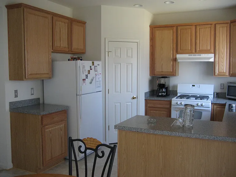 1069 Lake Pelham Dr — Photo 13