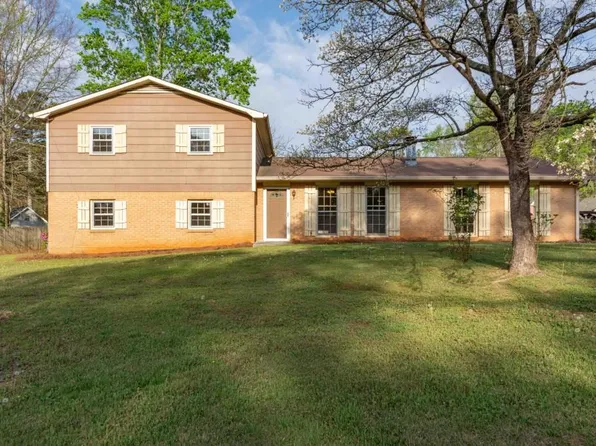 2993 E Howell Dr, Lawrenceville, GA 30044