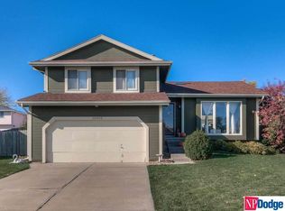 10002 S 9th Ct, Bellevue, NE 68123