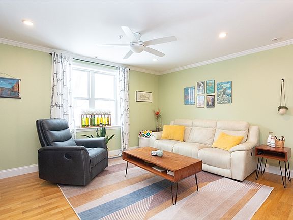 4th image of 145 Hancock St #201