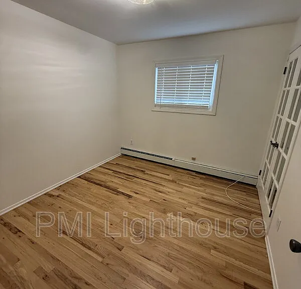 2077 Feuereisen Ave — Photo 12