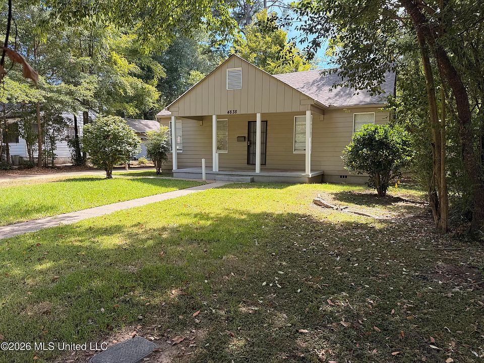 1st image of 4838 Woodmont Dr