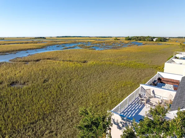 2133 Tides End Rd, Charleston, SC 29412