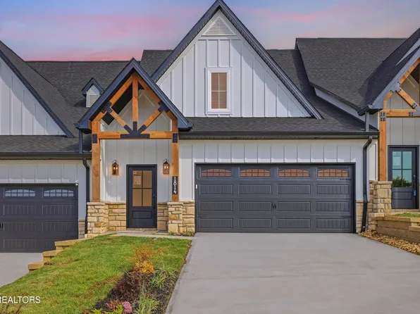 1814 Poplar Springs Pl, Maryville, TN 37803