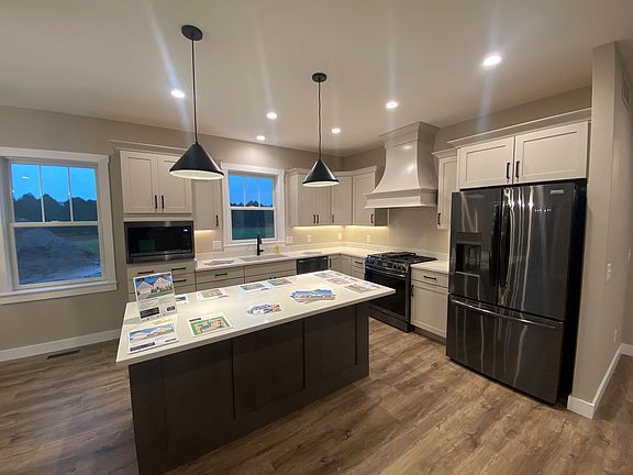 4th image of 740 Sagewood Ct