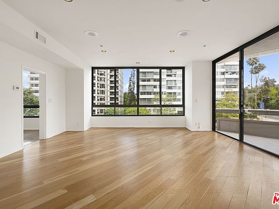 5th image of 10430 Wilshire Blvd APT 202
