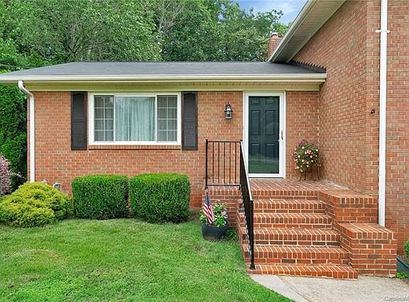 2nd image of 8100 Denbur Dr