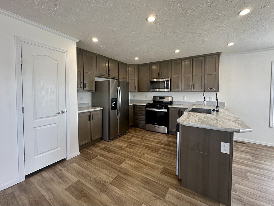 1st image of 7855 Canterbury Ln #136