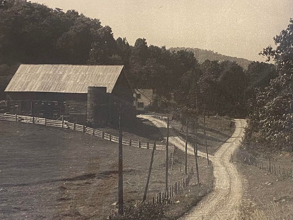 3103 North Road, Newbury, VT 05051 Zillow