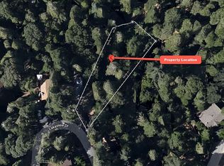 23742 Lakeview Dr, Crestline, CA 92325