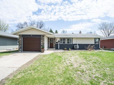 1810 15th St S, Moorhead, MN, 56560