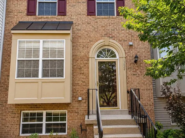 13824 Bridlington Ct, Centreville, VA 20120