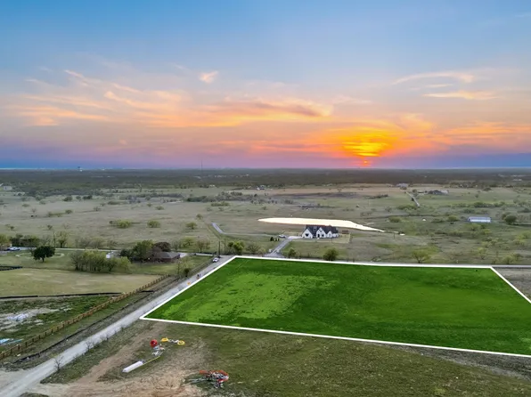 7300 N Evelyn Ln, Argyle, TX 76226