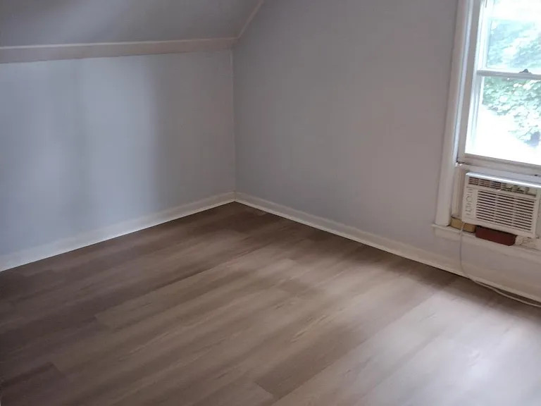 821 W Liberty St #2 — Photo 24