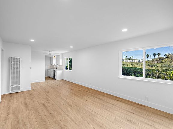 2nd image of 213 Avenida Lobeiro #A