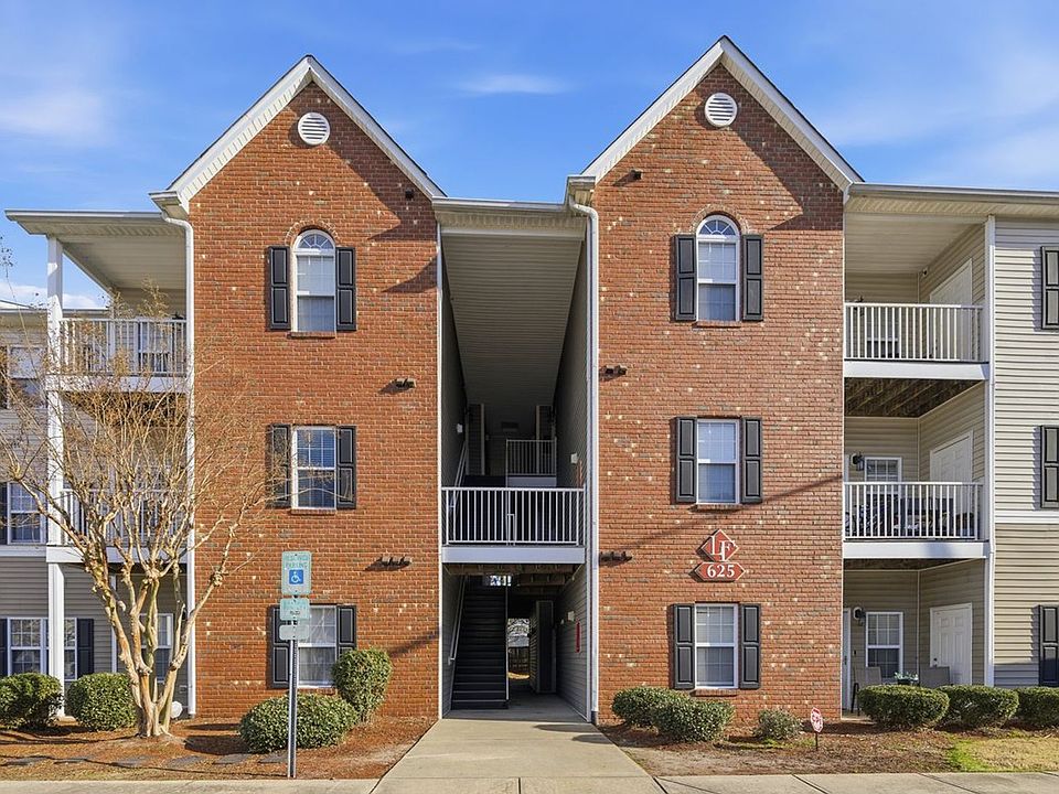 1st image of 625 Marsh Tree Ln #205