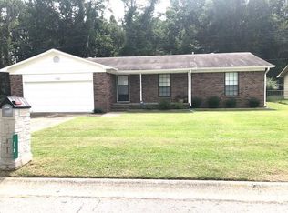 16 Glade Rd, Sherwood, AR 72076