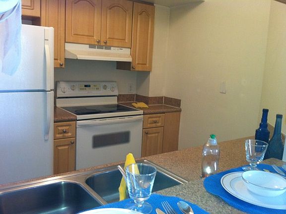 3rd image of 102 SW 6th Ave APT 408