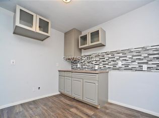 1904 Ward Dr, Henderson, NV 89011