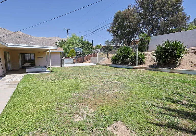 20450 College Blvd — Photo 23