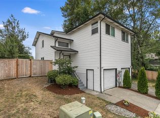 4114 NE 6th Pl #3A, Renton, WA 98059