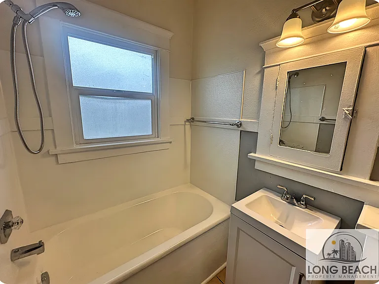 242 Gaviota Ave — Photo 5
