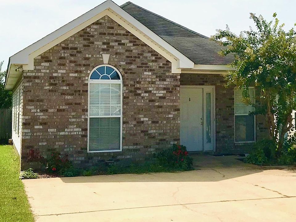 1st image of 2315 Starlight Dr