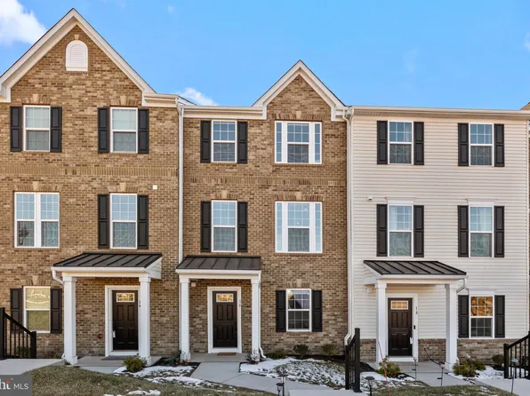 16 Indian Field Ln, Souderton, PA 18964