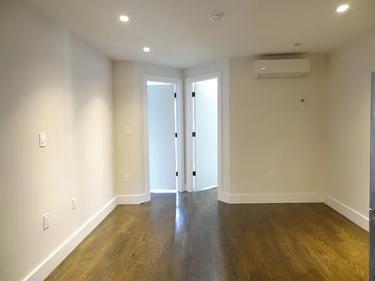 Rented by Miron Realty Group | media 51