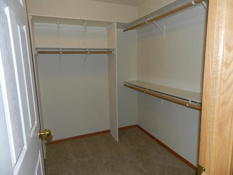 6926 Naples Dr — Photo 26