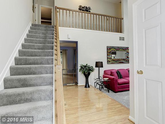 3rd image of 390 Wilett Ct