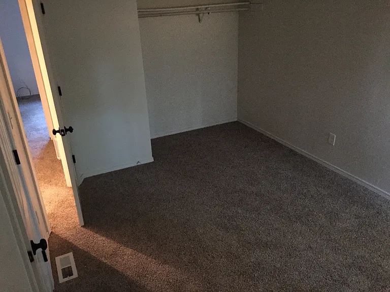 19843 SW Santee Ct #19847 — Photo 8