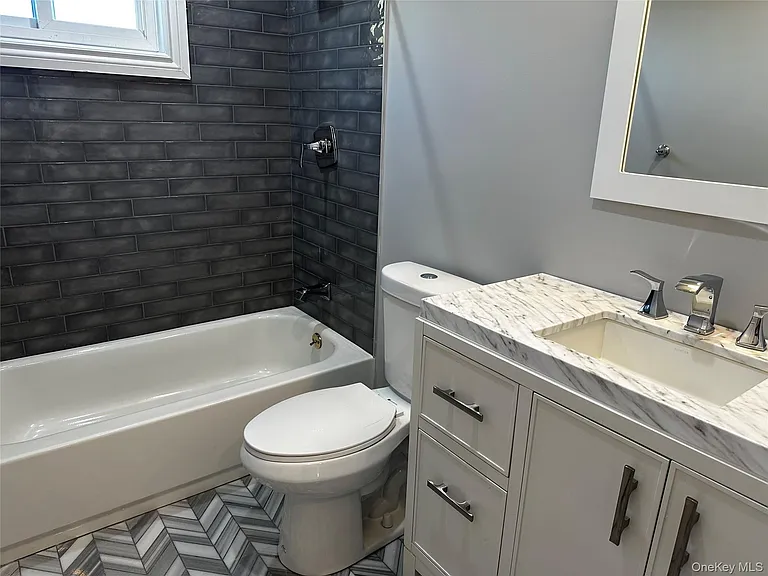 56 Marwood Rd N #2 — Photo 9