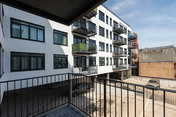 Rented by CCM Property Management LLC | media 28