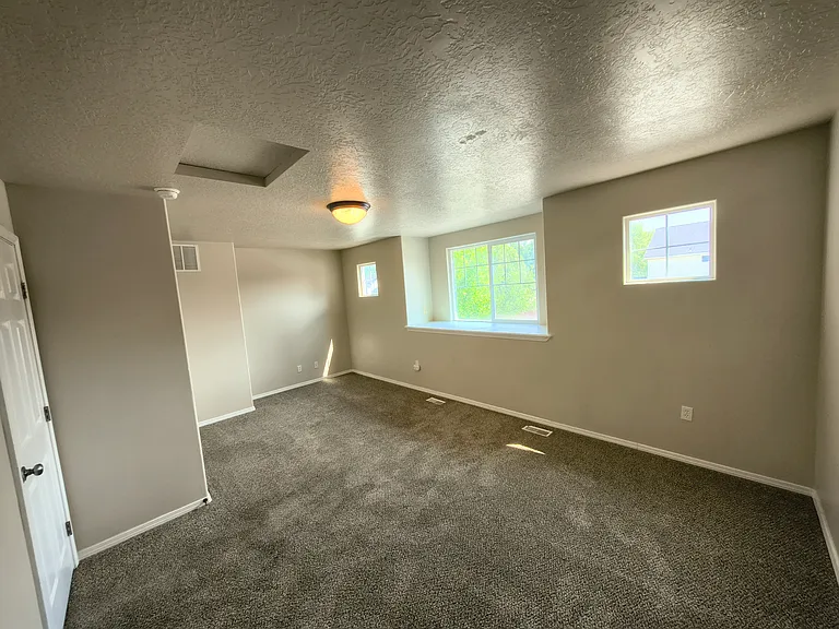Upstairs Bonus Room