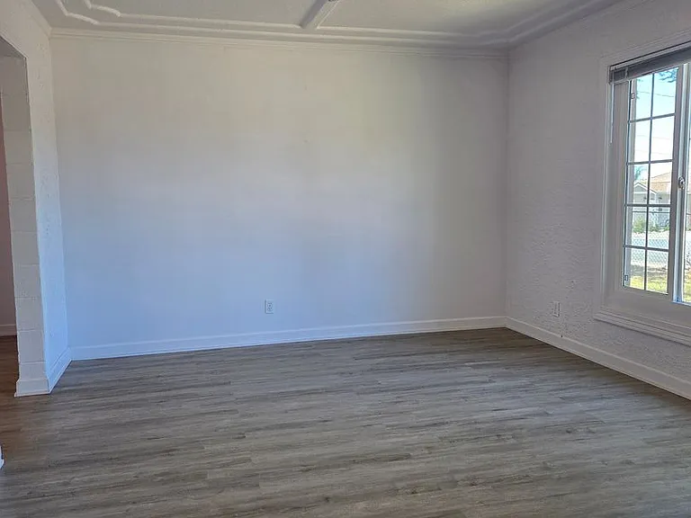 109 Dean Way — Photo 5