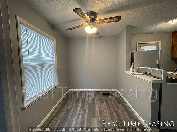3rd image of 702 1st Ave S