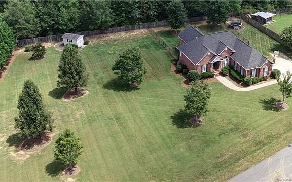 2nd image of 221 Ingonish Dr