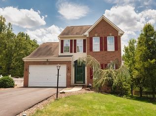 208 Blossom Ct, New Kensington, PA
