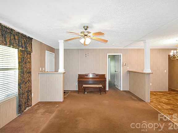 5th image of 432 Forest Pl NW