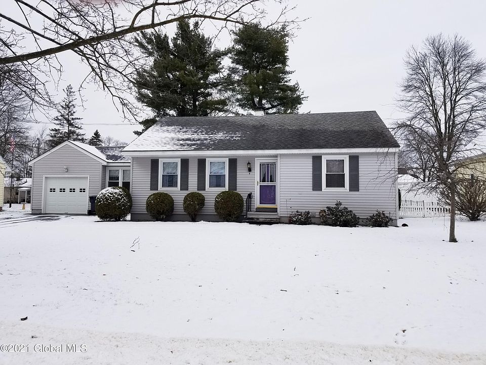1st image of 9 Reynolds St