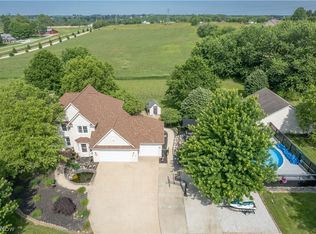 4456 Maplegrove Ave, Louisville, OH 44641
