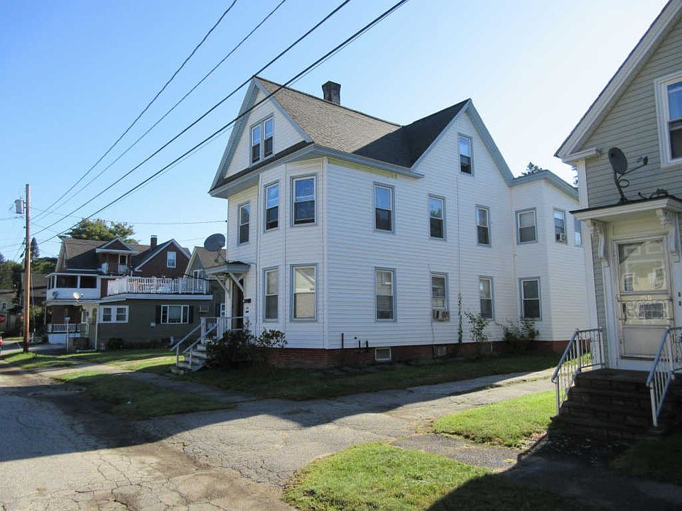 135 Summer St Lewiston ME Zillow