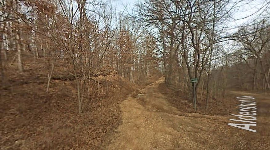 1st image of 16-12264 Aldershot Dr