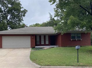 7203 NW Woodland Dr, Lawton, OK 73505