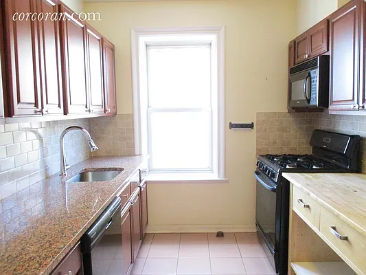 Rented by Corcoran | media 2